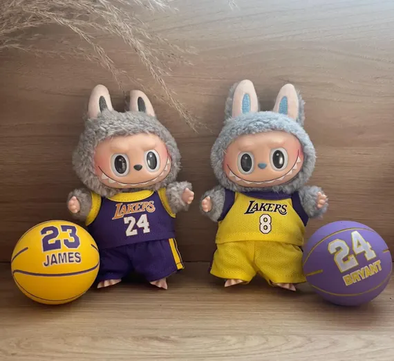 POP MART Labubu Clothes Basketball Outfit for Labubu Figures - Retro Basketball Clothes Set (Doll Not Included)